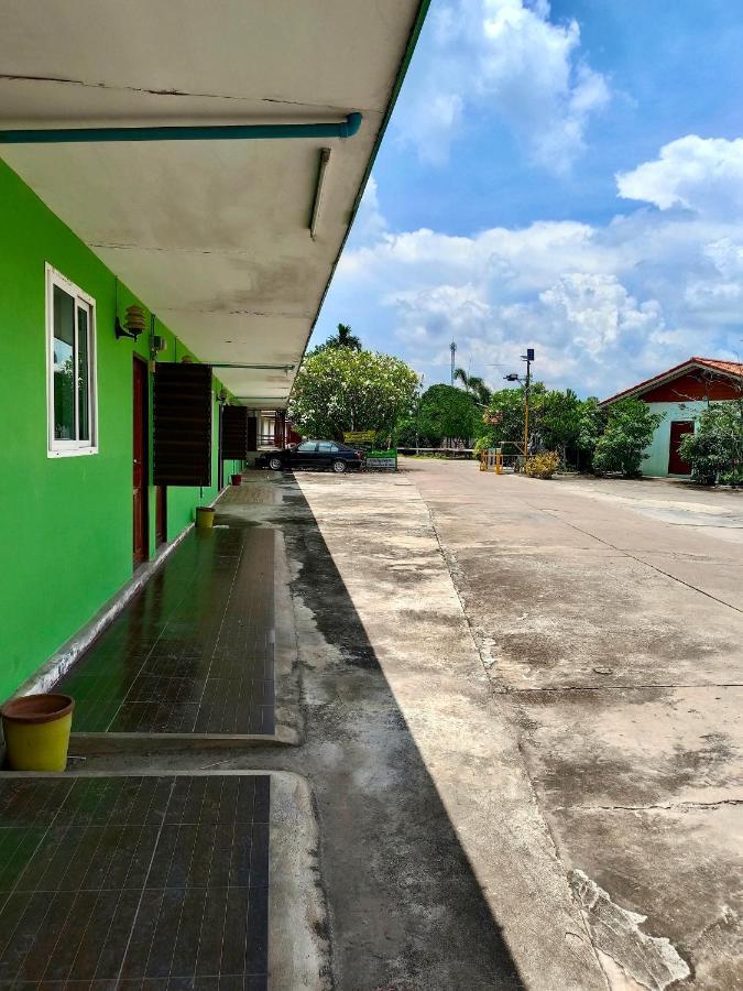 โรงเกลือรีสอร์ท Араньяпратет Экстерьер фото